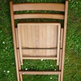 Vintage blond wood folding chair