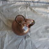 Carafe en verrerie de Biot de couleur violet mauve