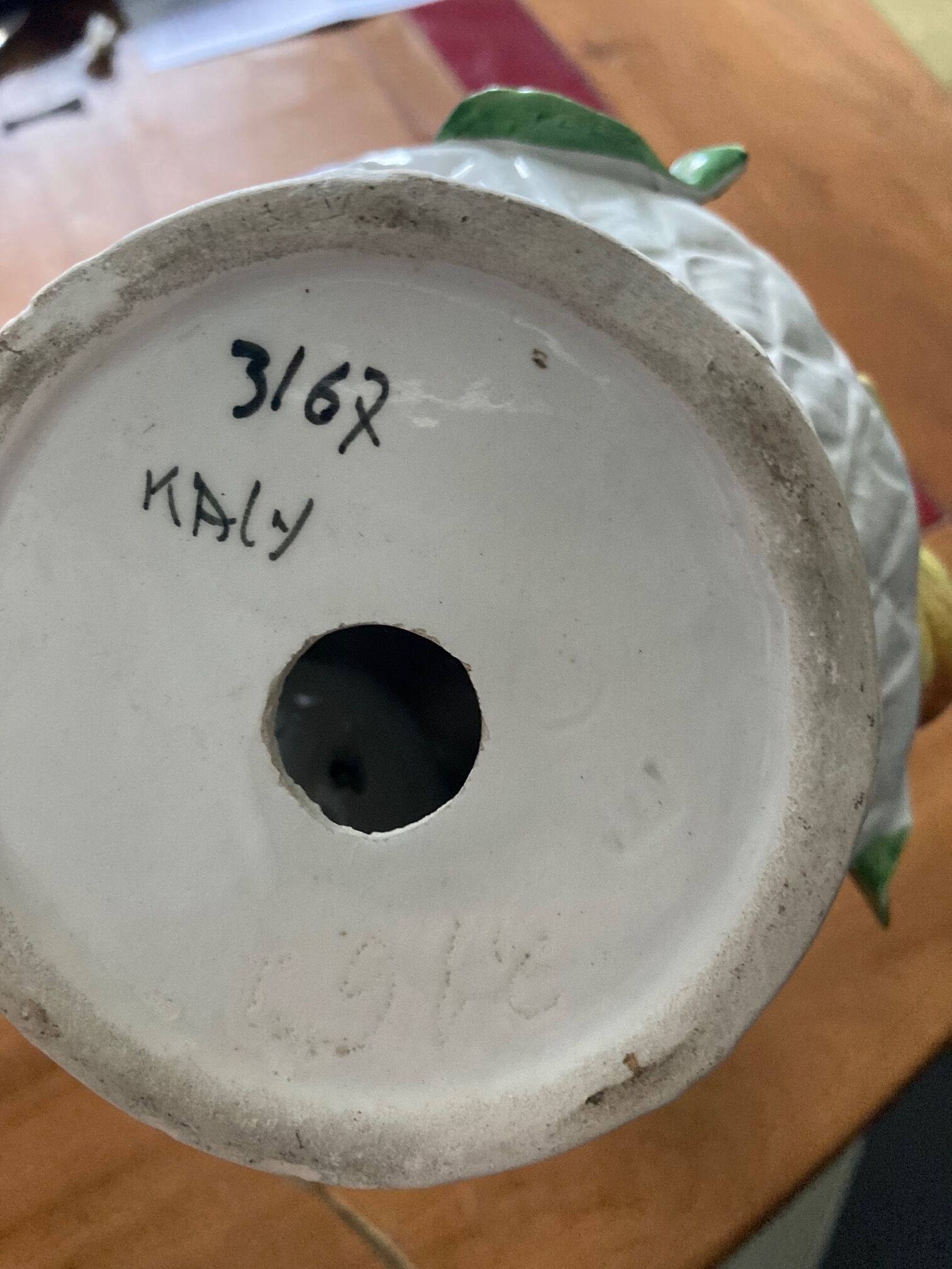 Porcelain lamp foot sign kaly 3/67