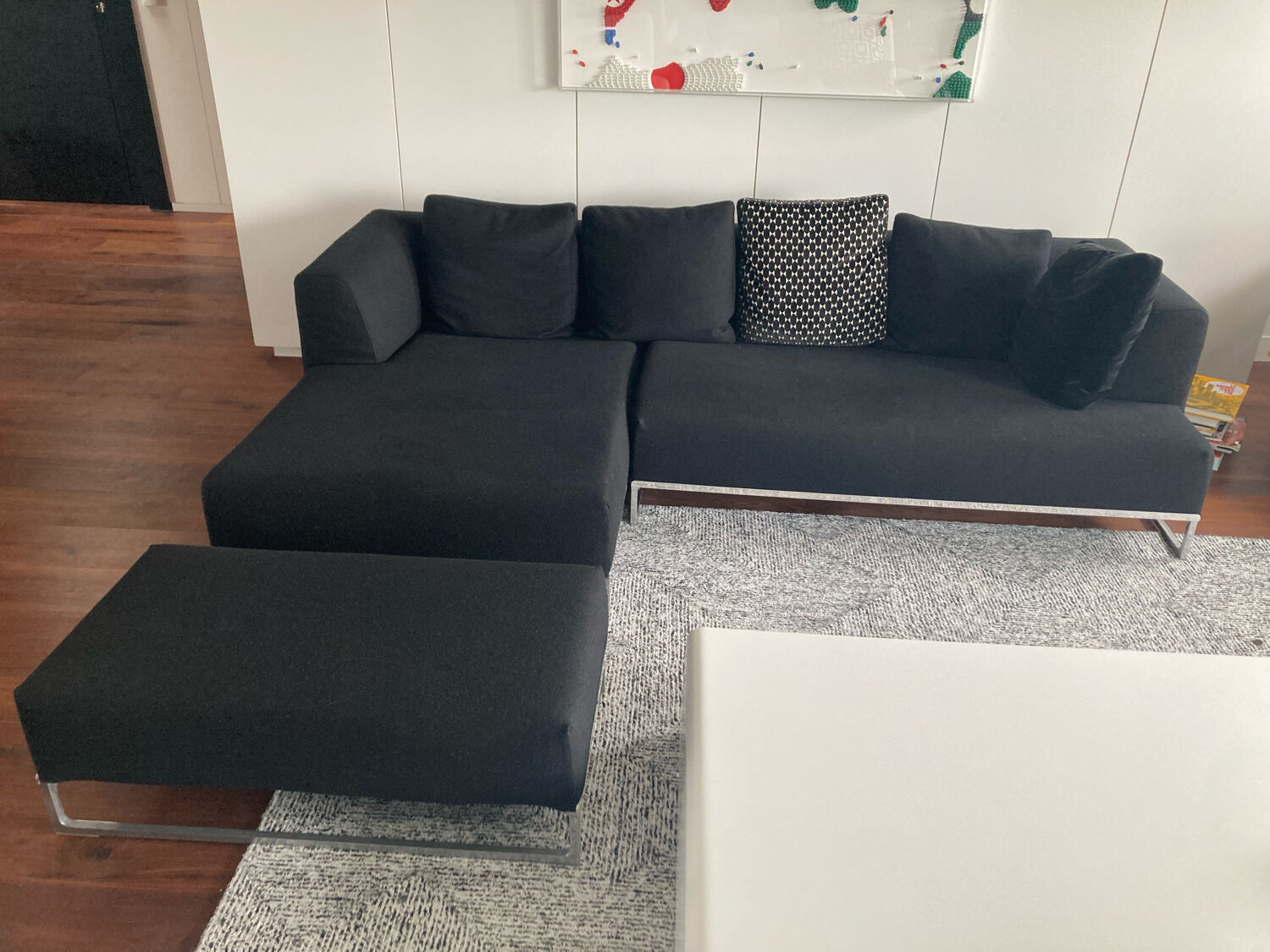 Sofa B&B Italia black