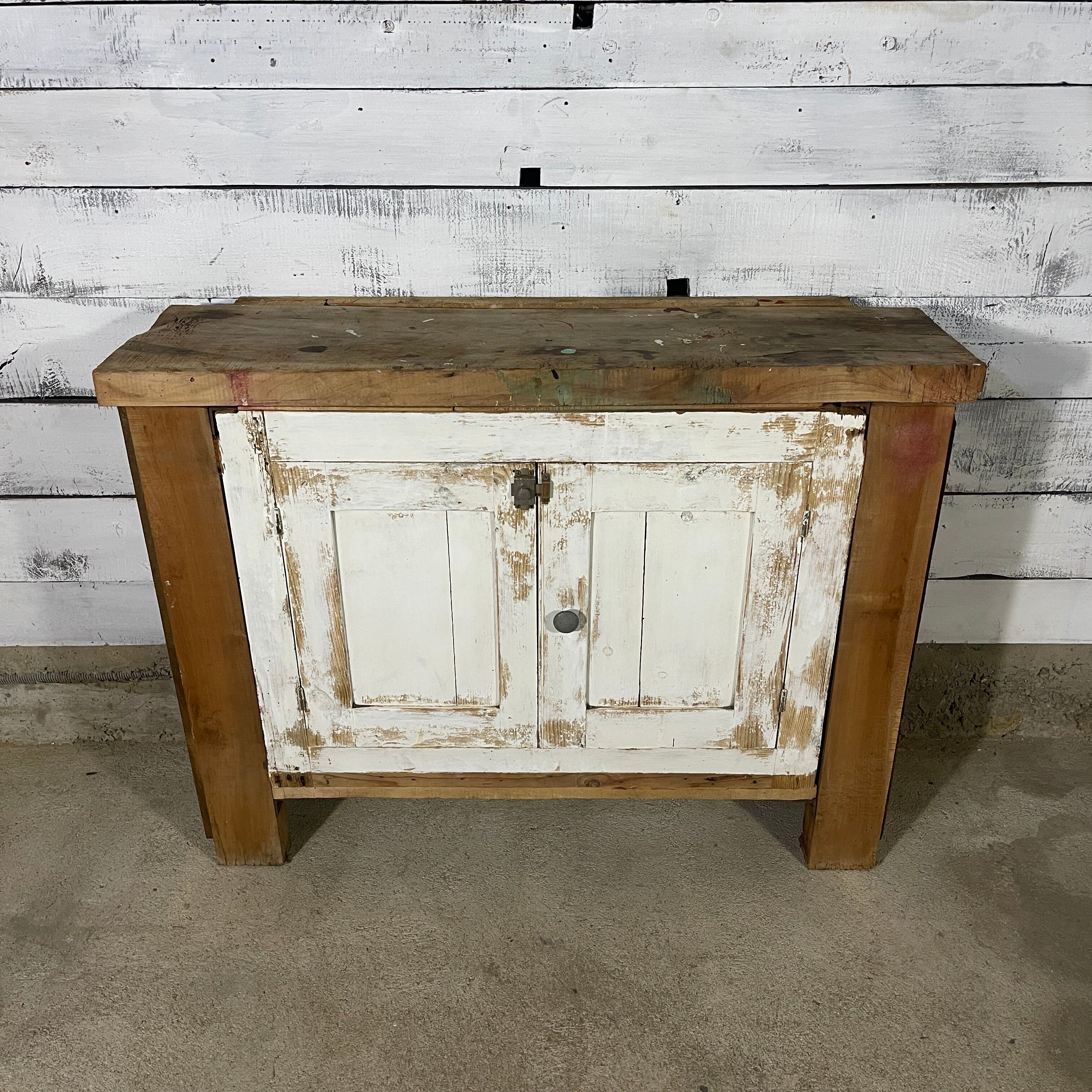 Old wooden establishment