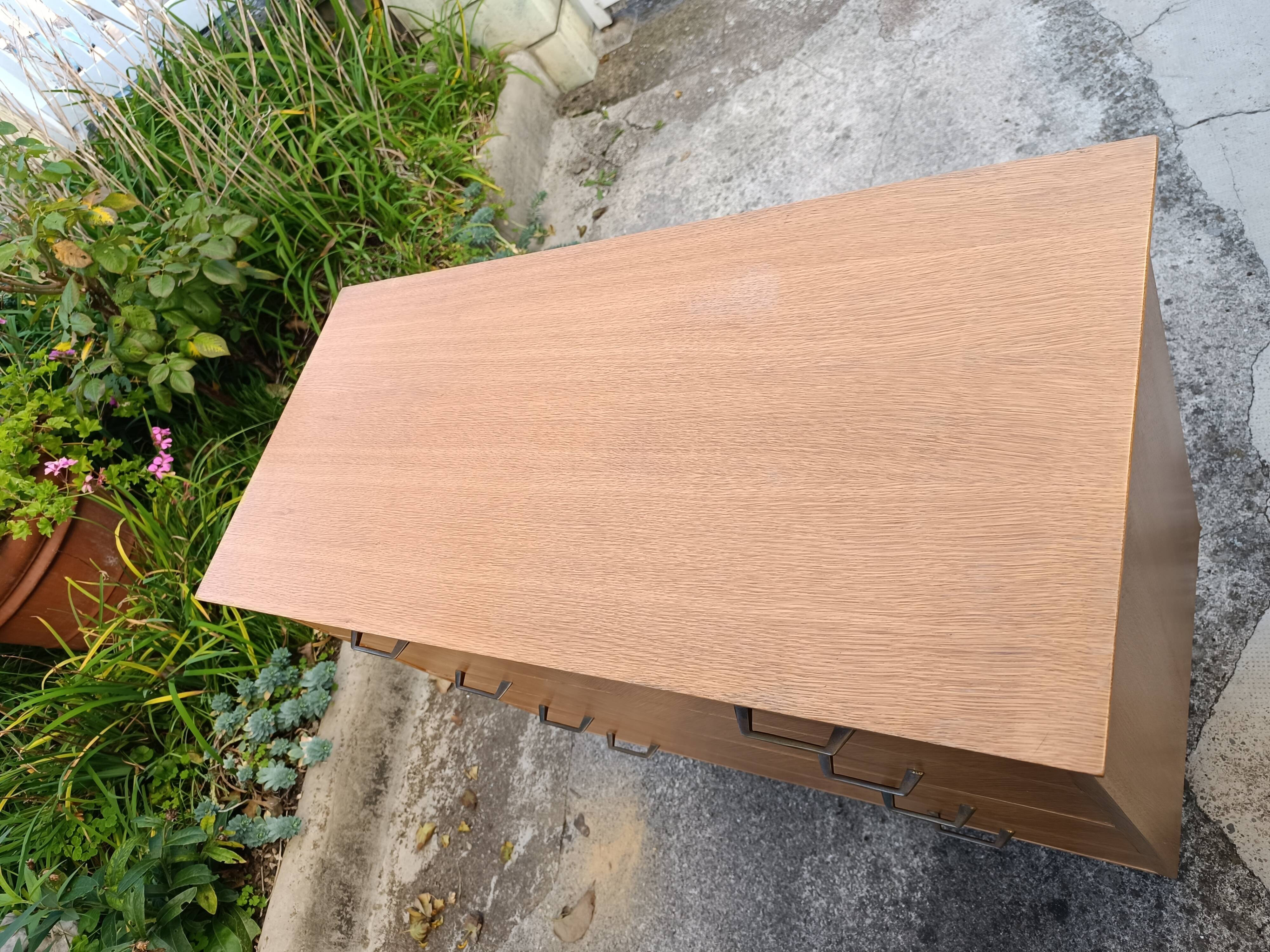 Vintage chest of drawers