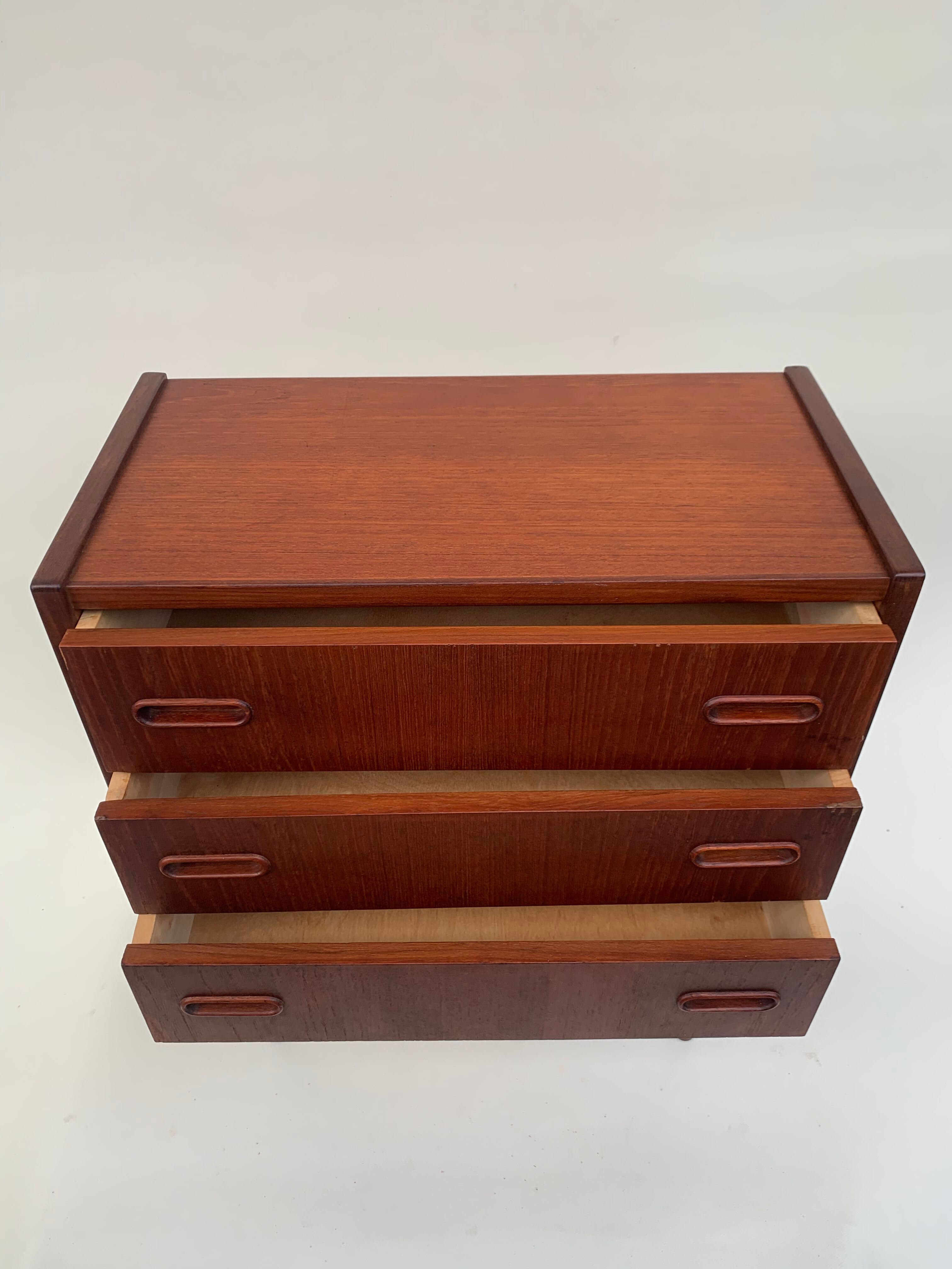 Danish chest of drawers