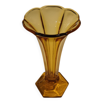 art deco vase