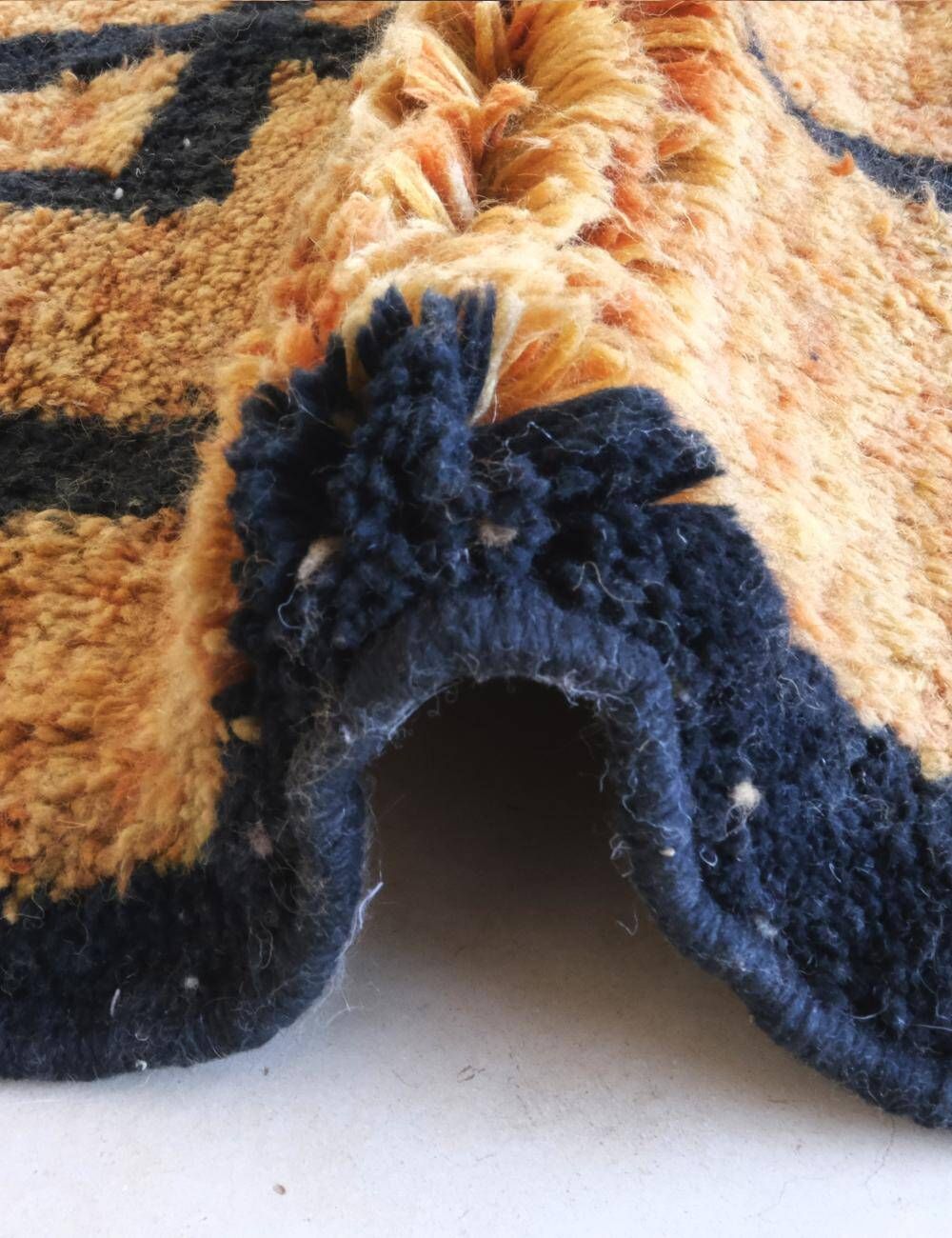 Contemporary Berber Rug - 316 x 218 cm