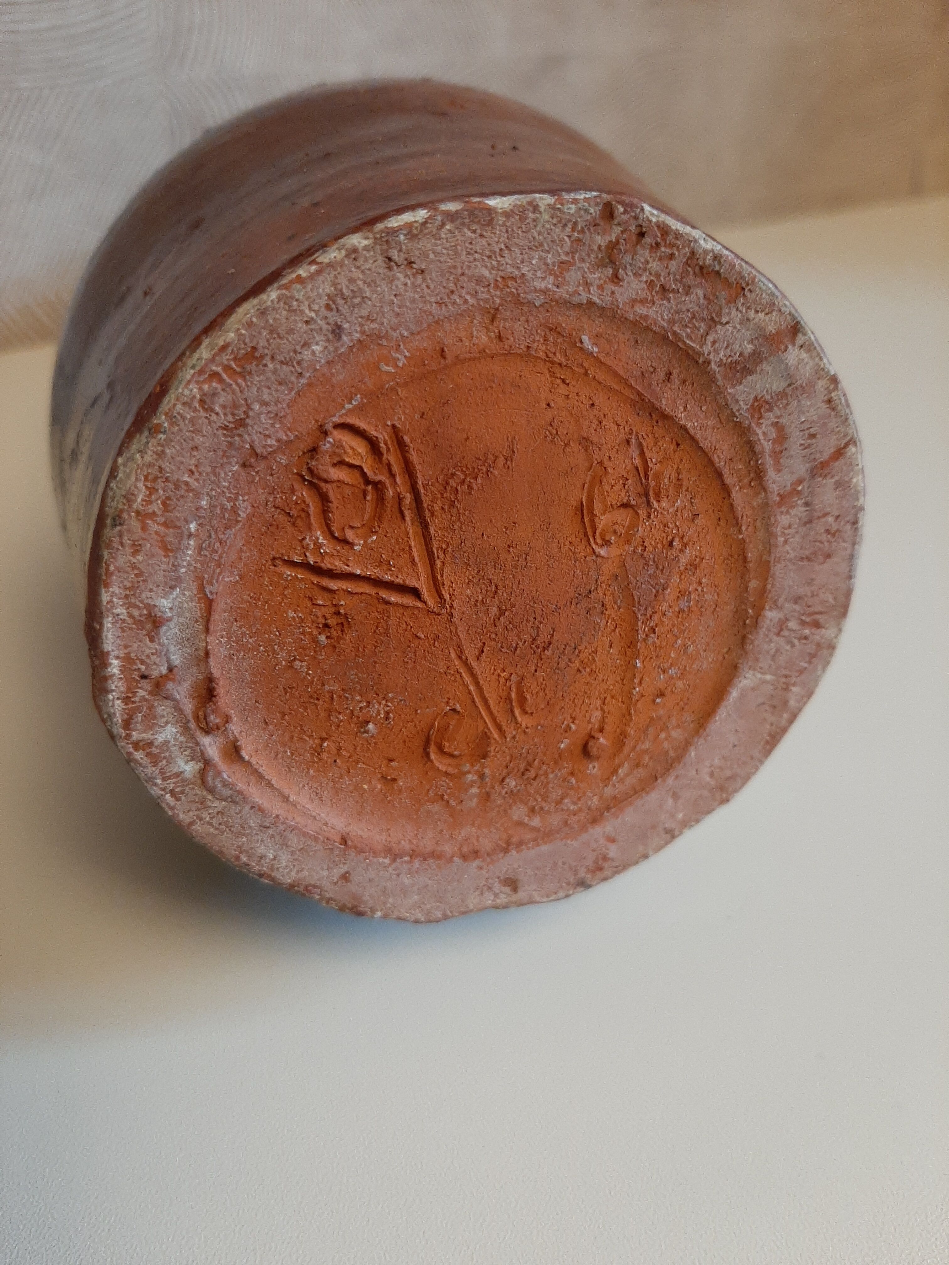 Bouteille et cruchon en grès vernissé artisanal du Cotentin
