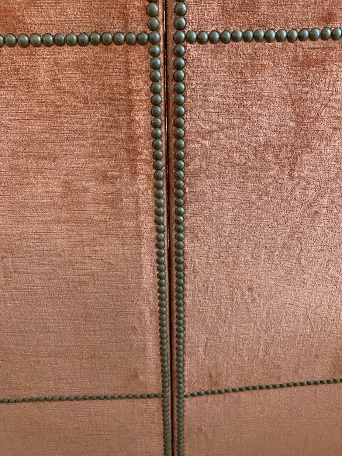 Brick velvet screen