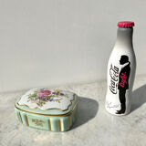 Porcelain jewelry box from Limoges Porteron vintage 60s perfect condition