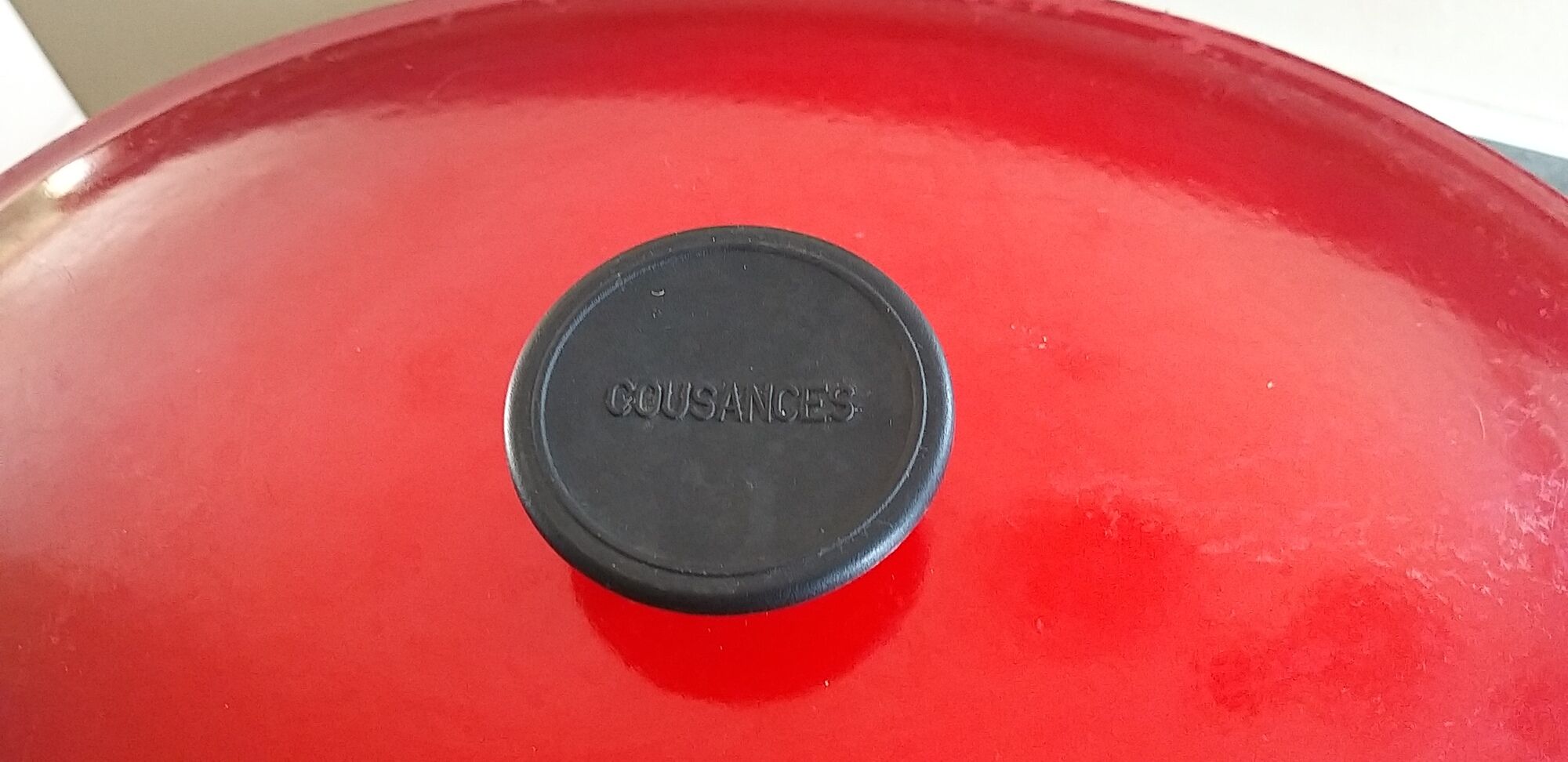 Oval cast iron casserole cousances le creuset diameter 32 cm