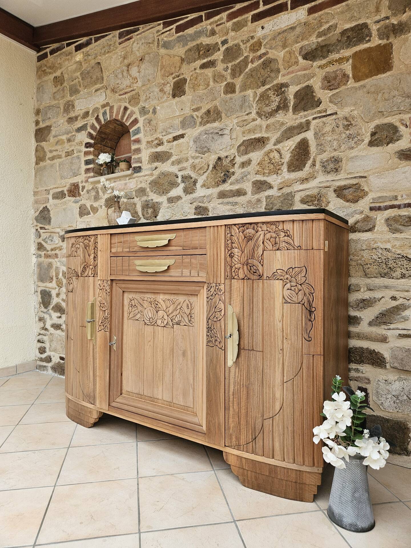 Buffet parisien art déco