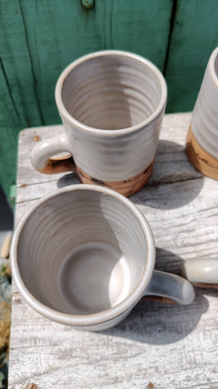 Colombier pottery ceramics