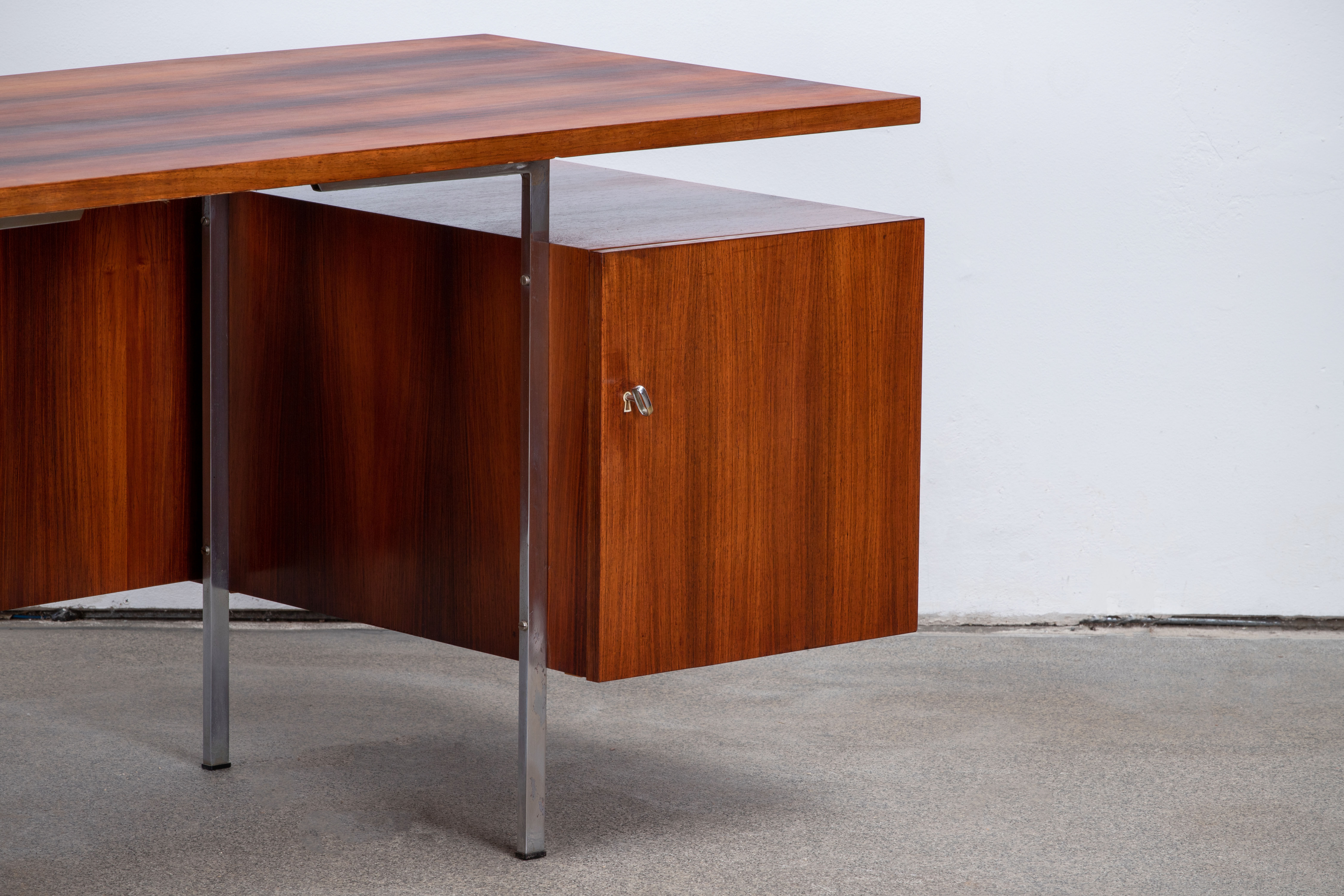 Scandinavian design desk rosewood 176 cm