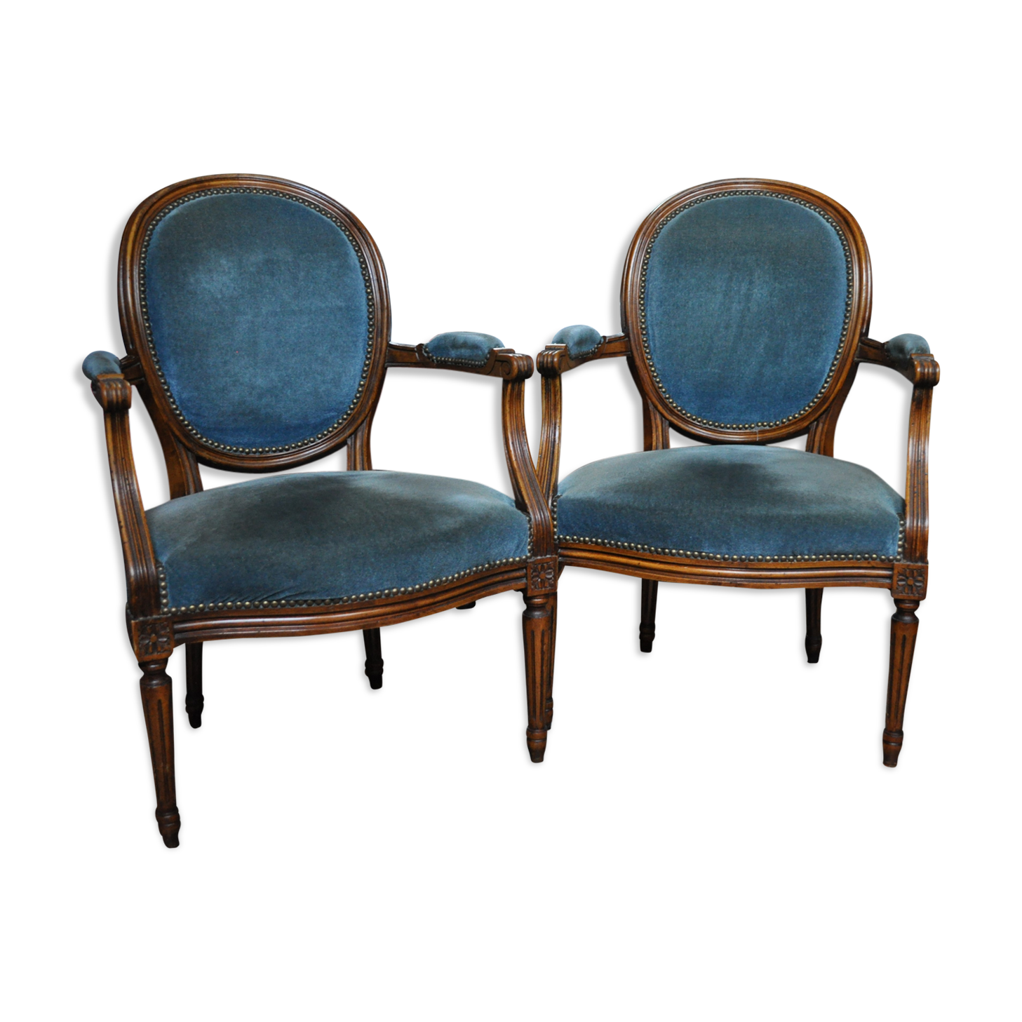 Paire de fauteuils cabriolet style Louis XVI