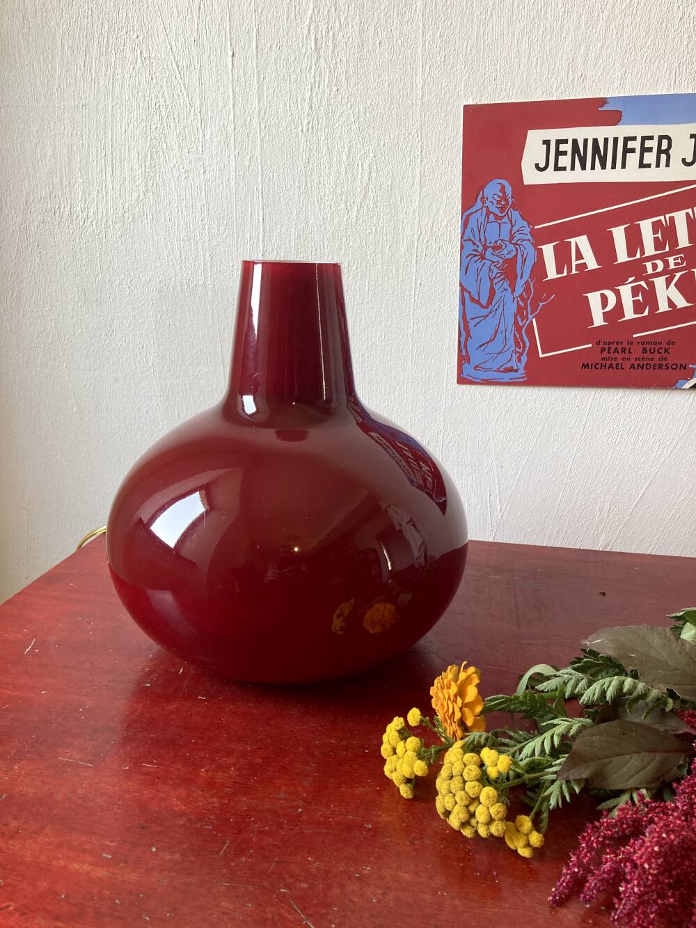 Vintage table lamp in red glass – SCE, France