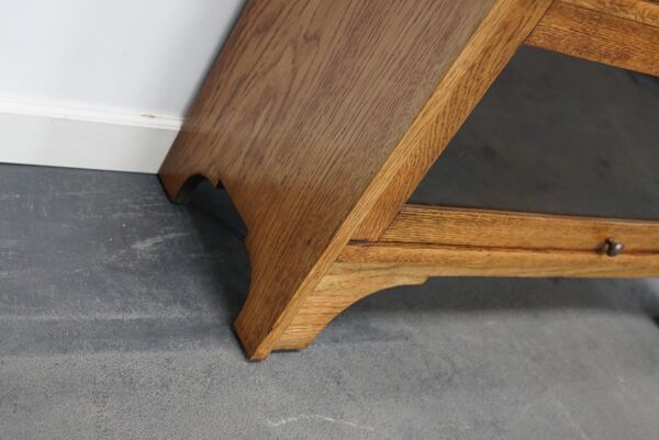 Vitrine en chêne allemand avec portes pliantes dans le style de Globe Wernicke, vers les années 1930