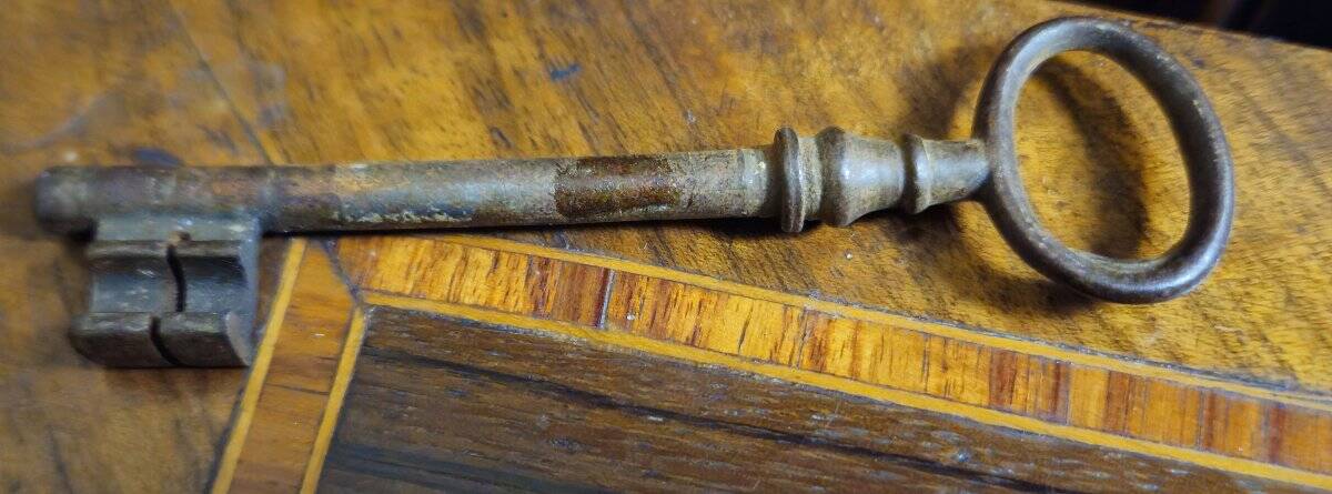 Louis XV period wardrobe façade, solid wood architectural elements, richly carved.