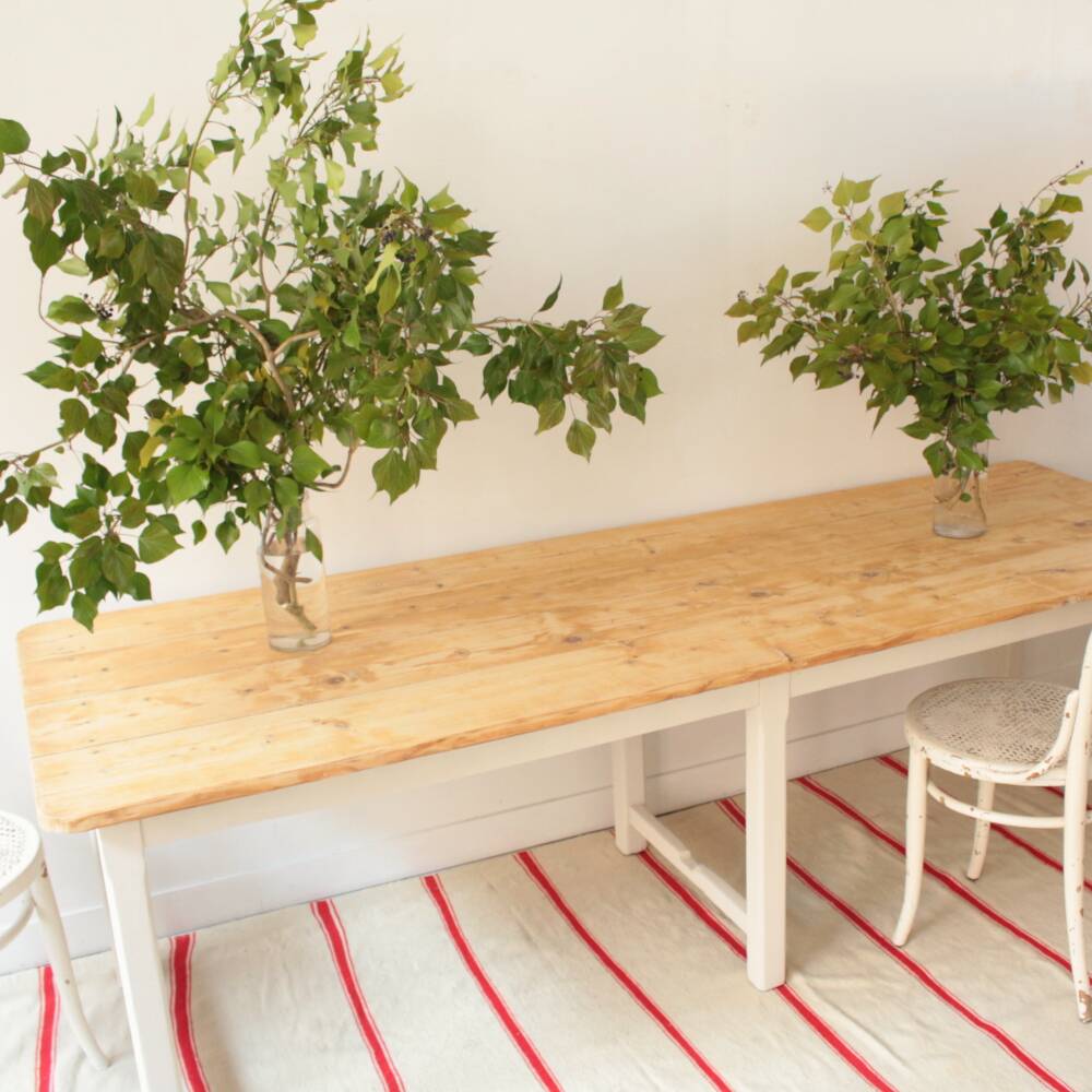 Farmhouse table
