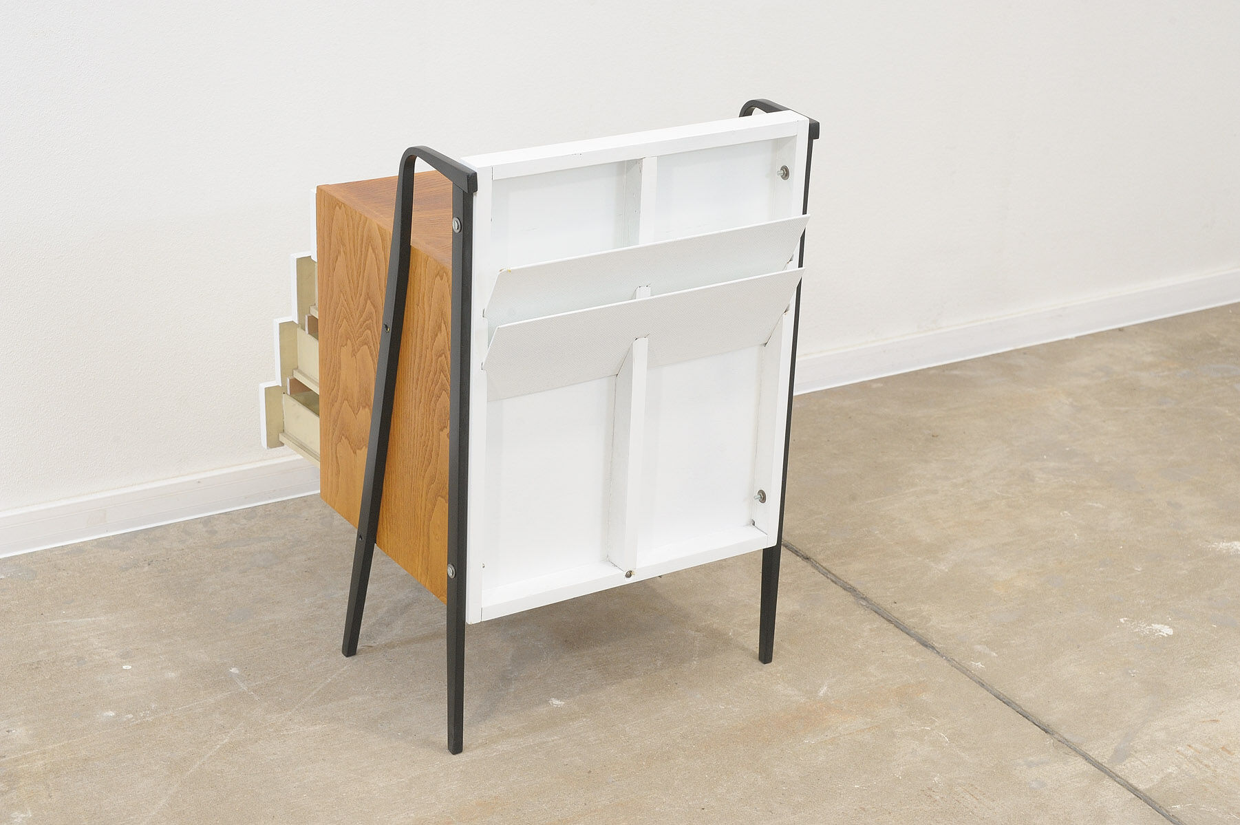 Commode du milieu du siècle entièrement restaurée par Tatra nabytok, années 1960