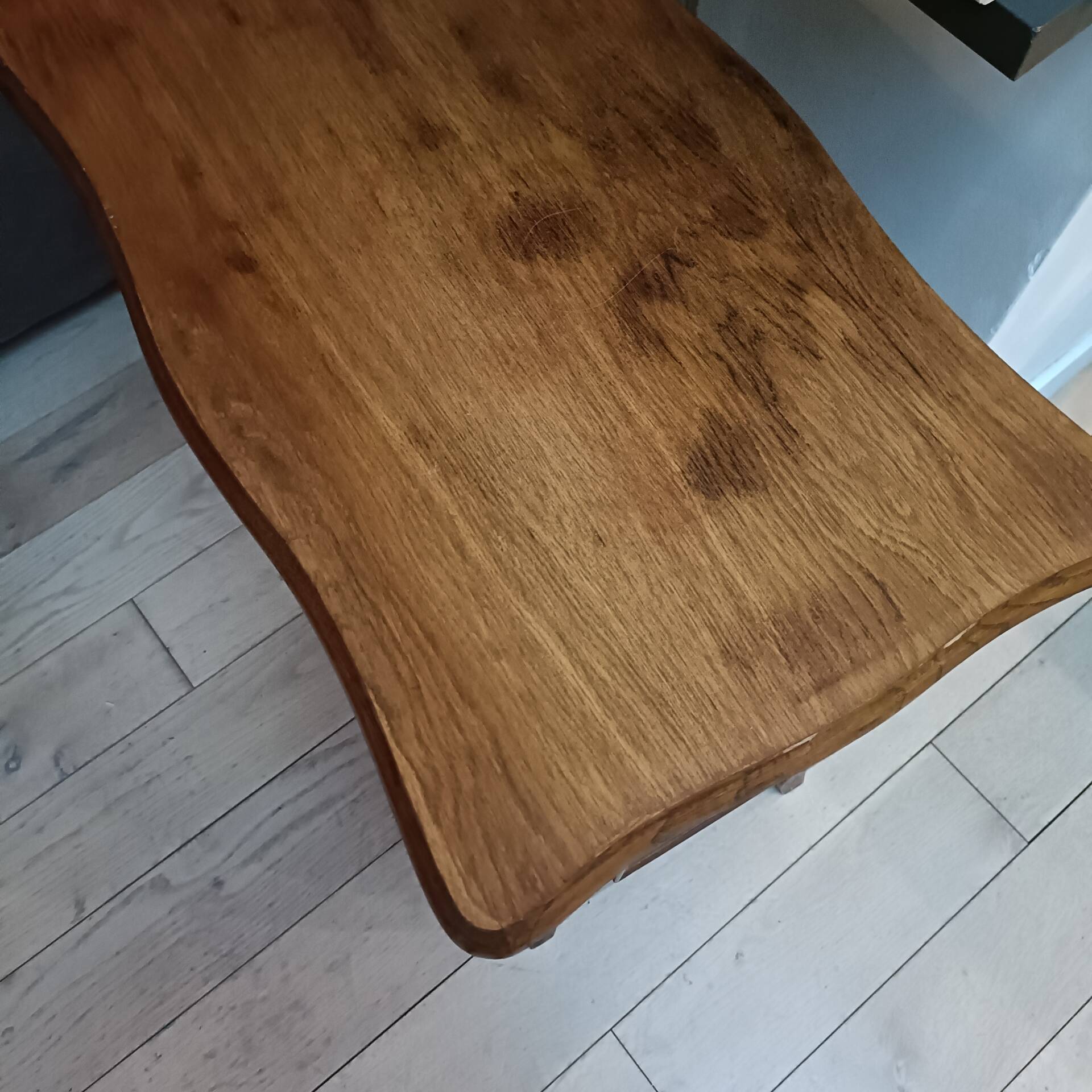 Sewing machine, sewing furniture