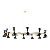 Lustre diabolo à 12 bras de lumière en métal laqué noir. Contemporain.