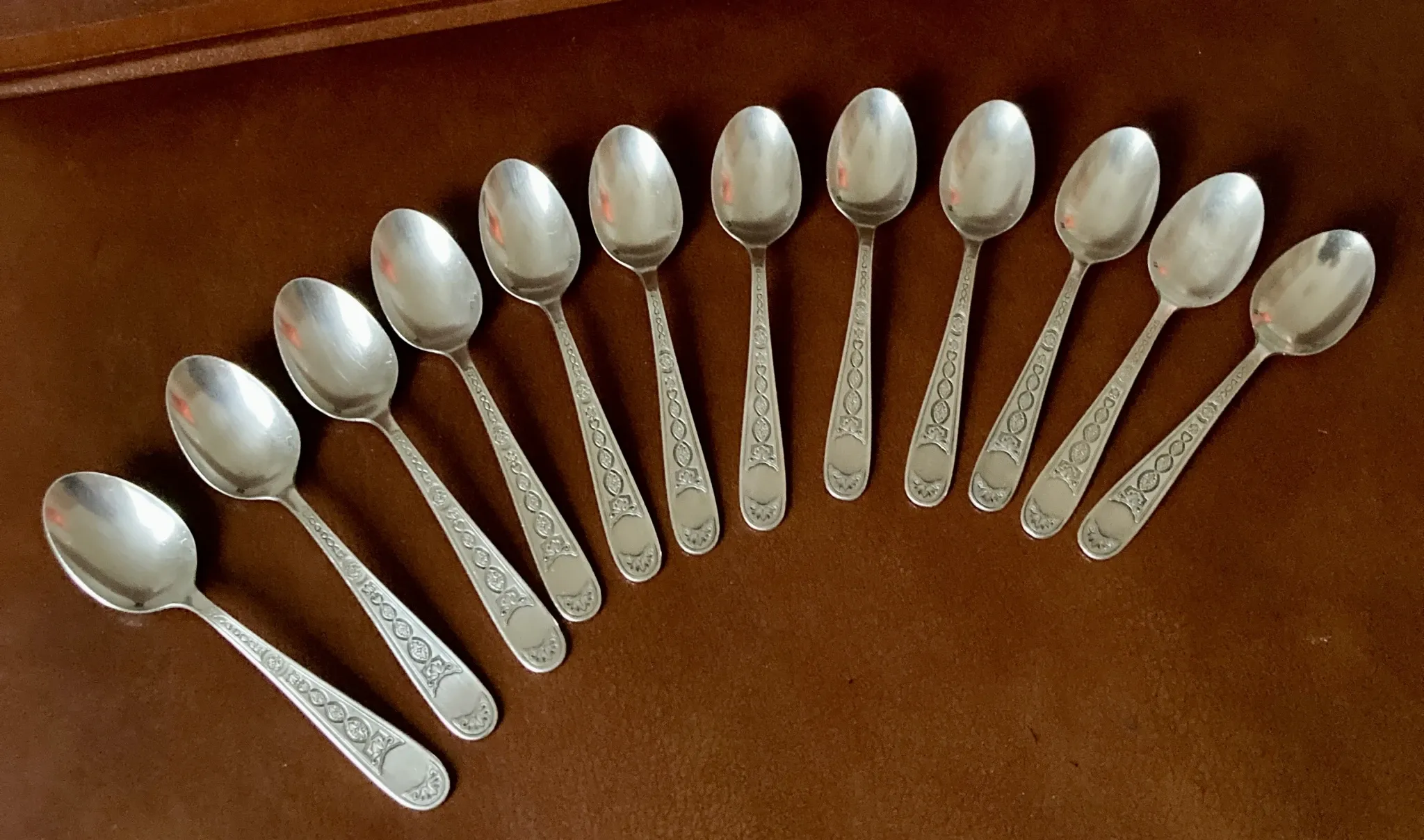 12 small spoons Villeroy Christofle in their case