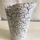 Vase blanc et bleu « fat Lava » années 60