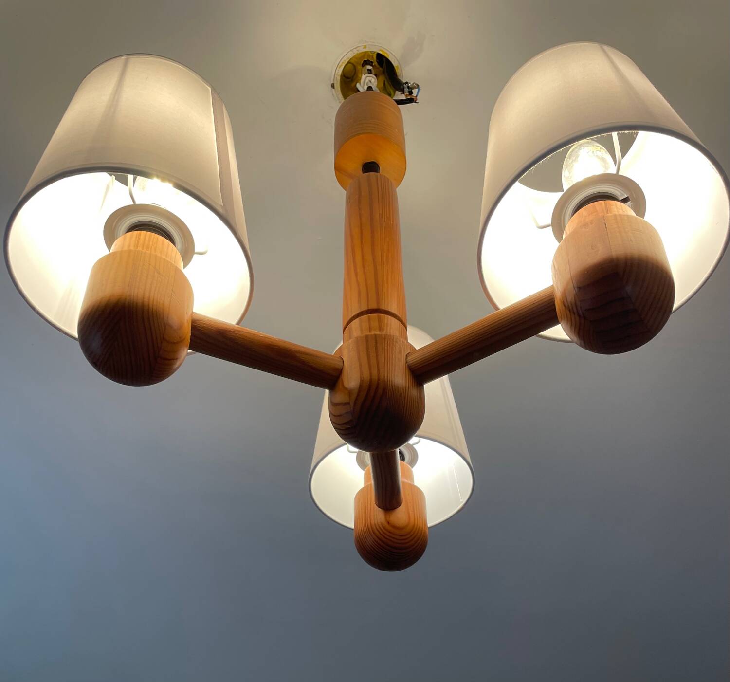 70’s Scandinavian pine wood chandelier