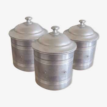 Aluminum pots