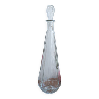 Grande carafe en verre transparent