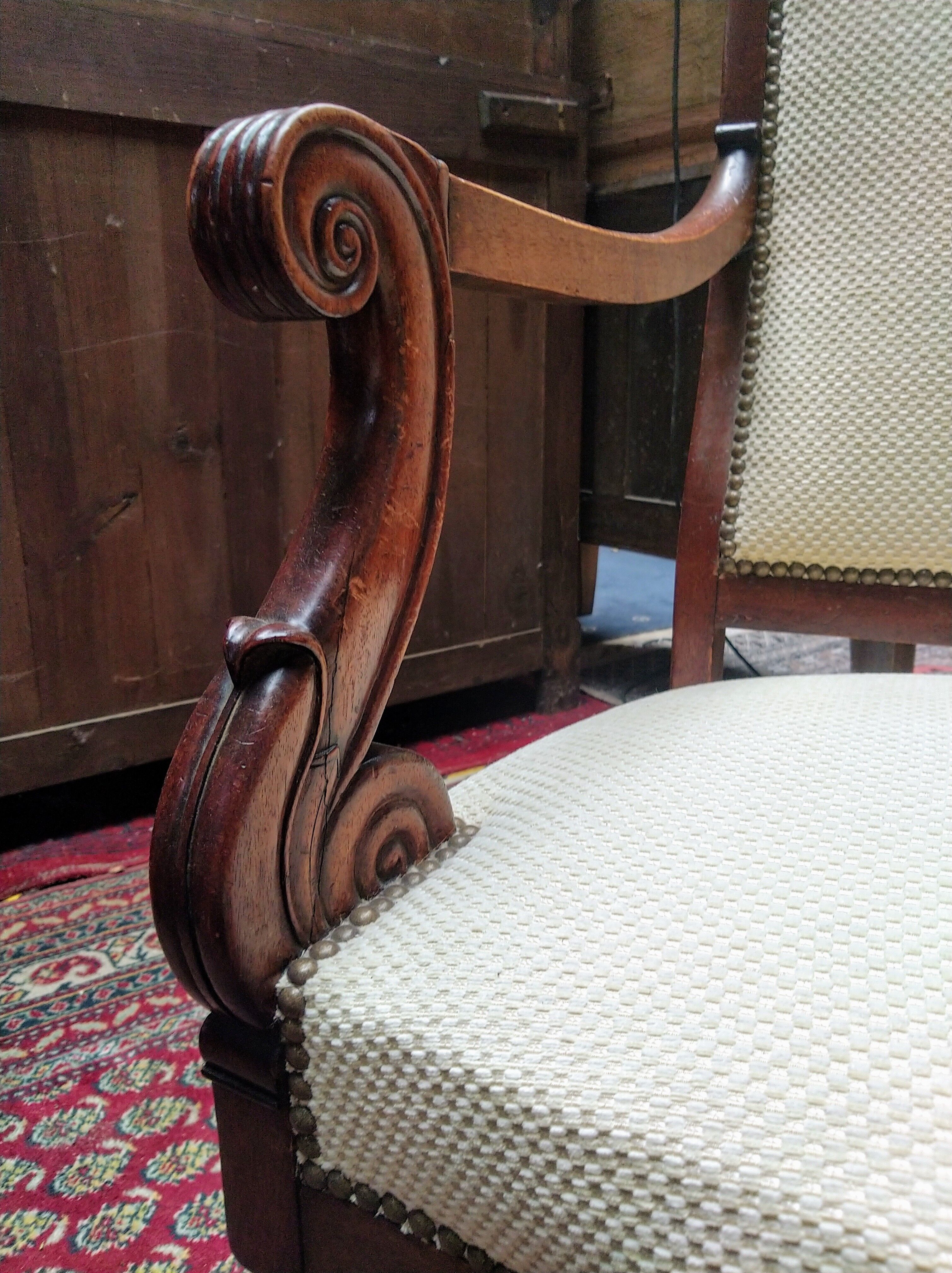 Paire de fauteuils en acajou d'époque Restauration estampillés Guinard