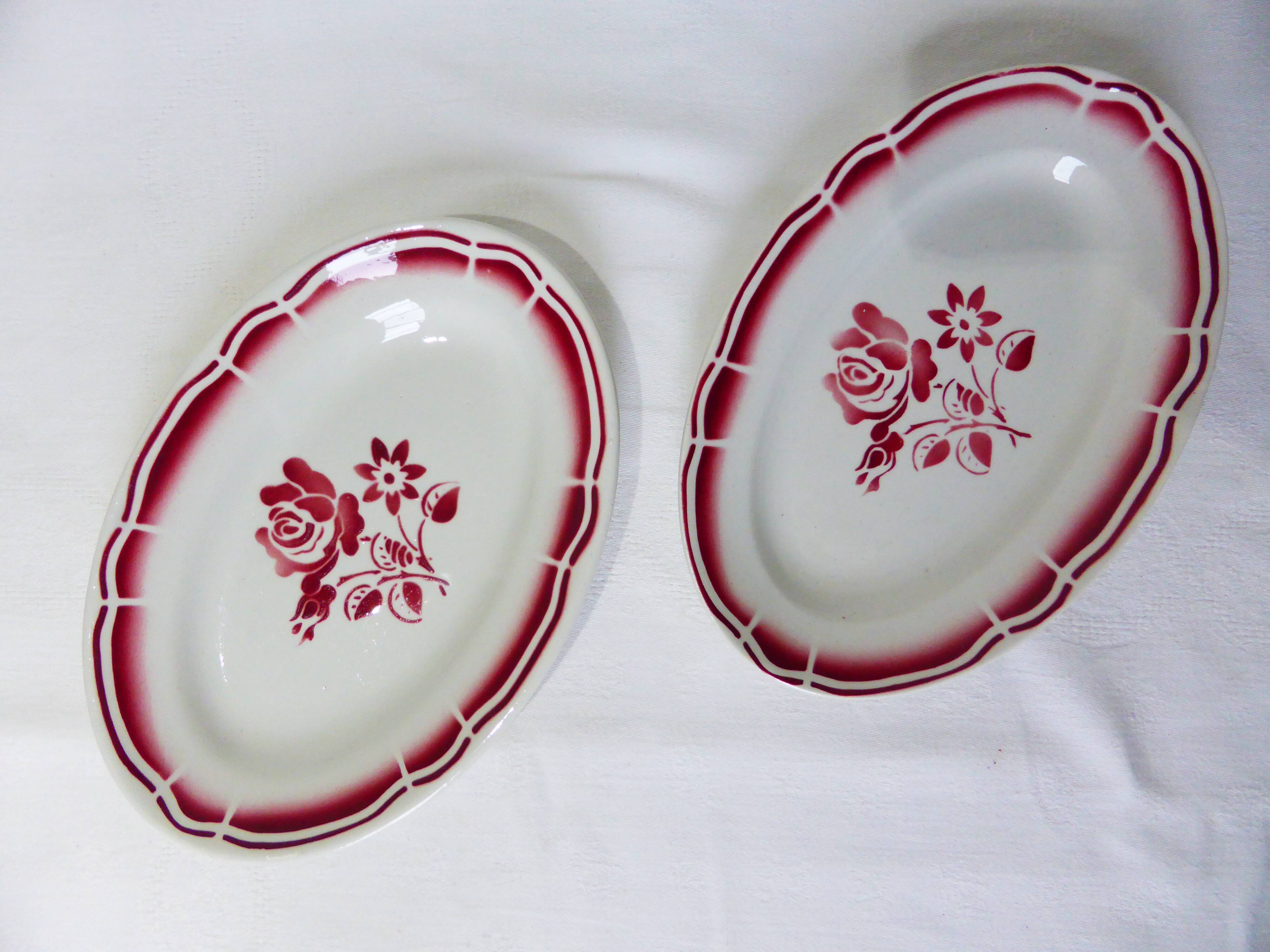 2 vintage porcelain serving dishes 210161