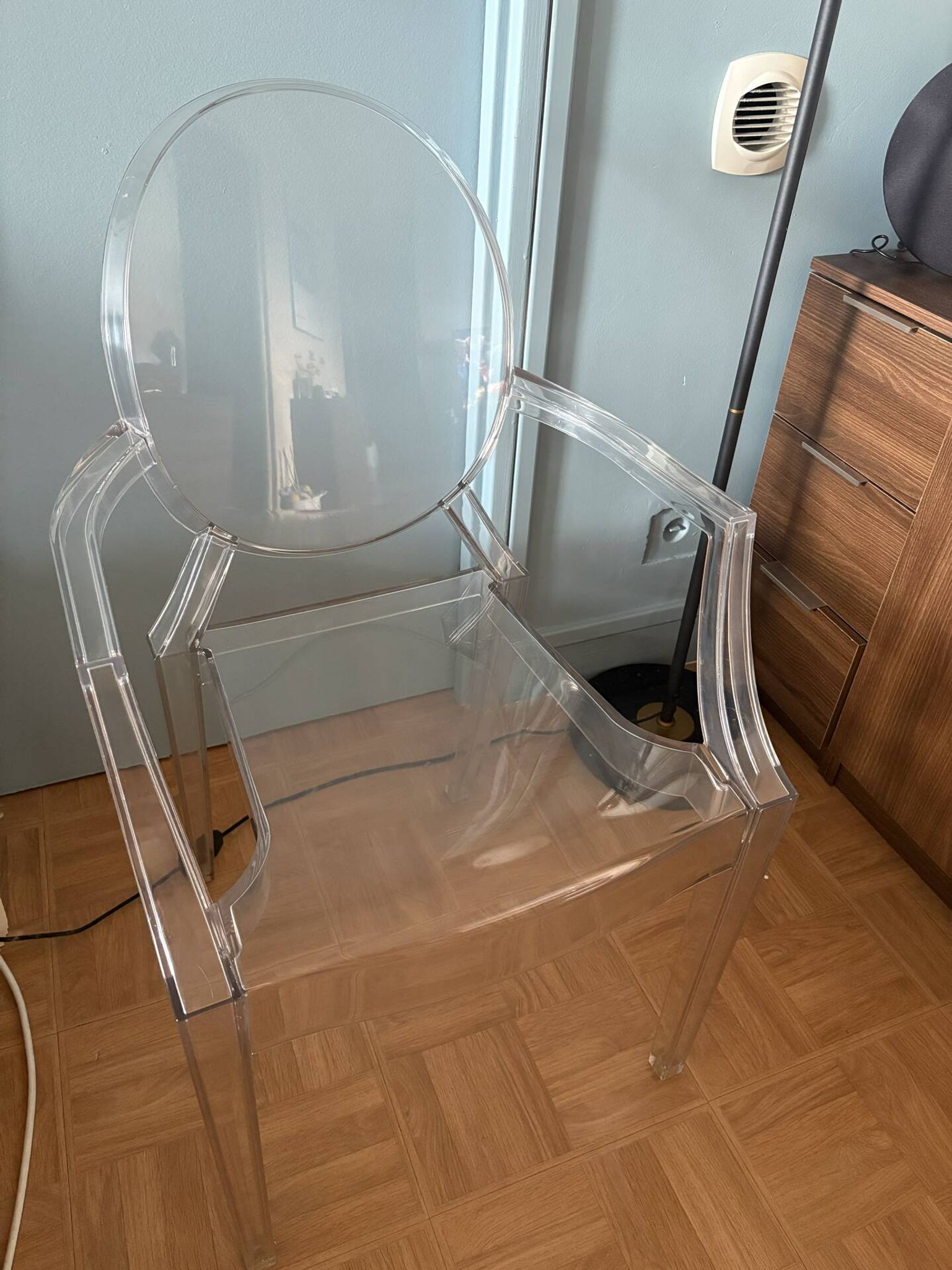 Chaise Louis Ghost cristal Kartell