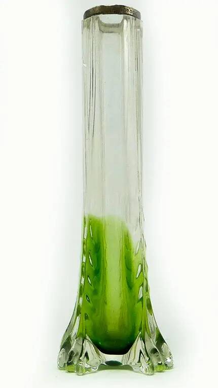 Art Nouveau vase, green glass, silver mount, United Kingdom, early 20th century