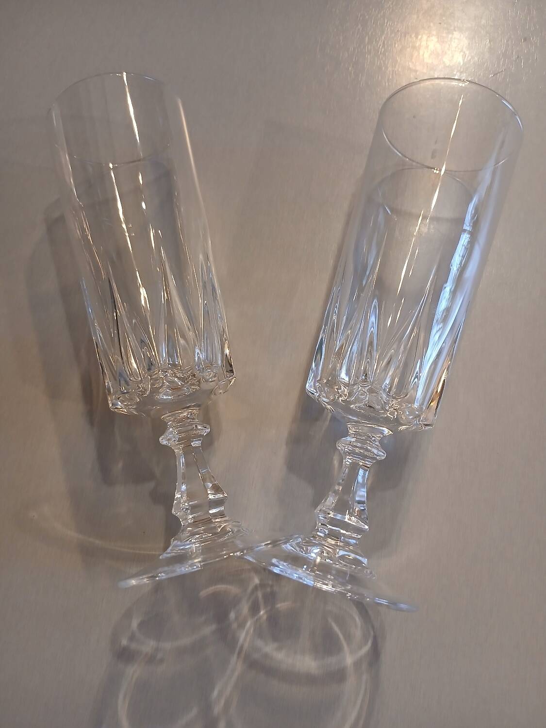 5 crystal champagne flutes
