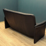 Sofa signed Leolux
