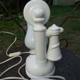 "Telephone" lamp in white ceramic and opaline from the 1970s.