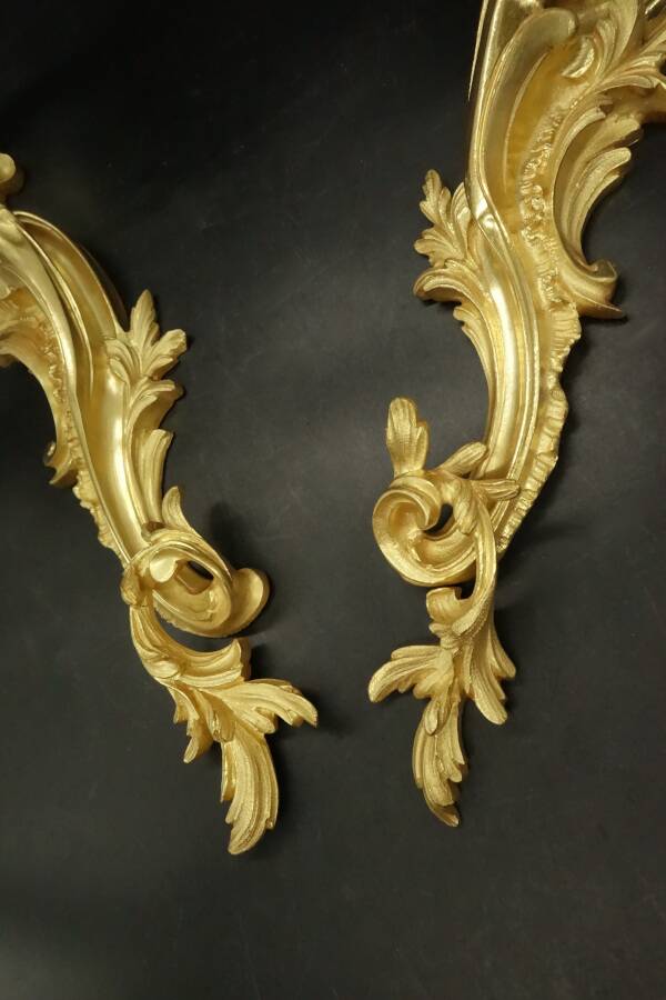 Paire de grandes appliques style Rocaille / Rococo fin XIXe