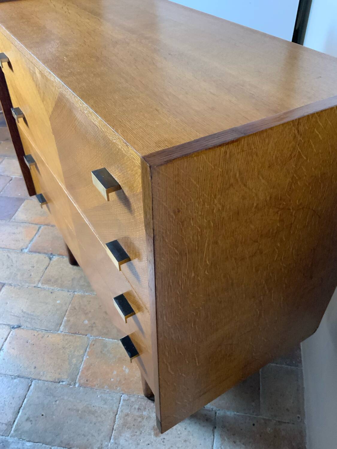Vintage chest of drawers