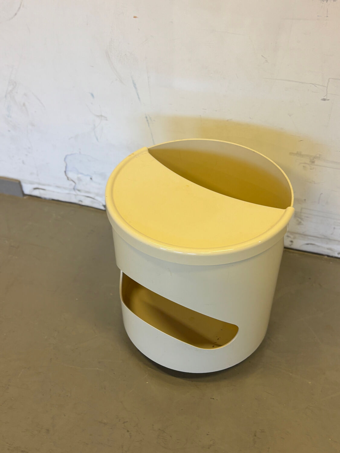 ROBO Bar Cabinet by Joe Colombo