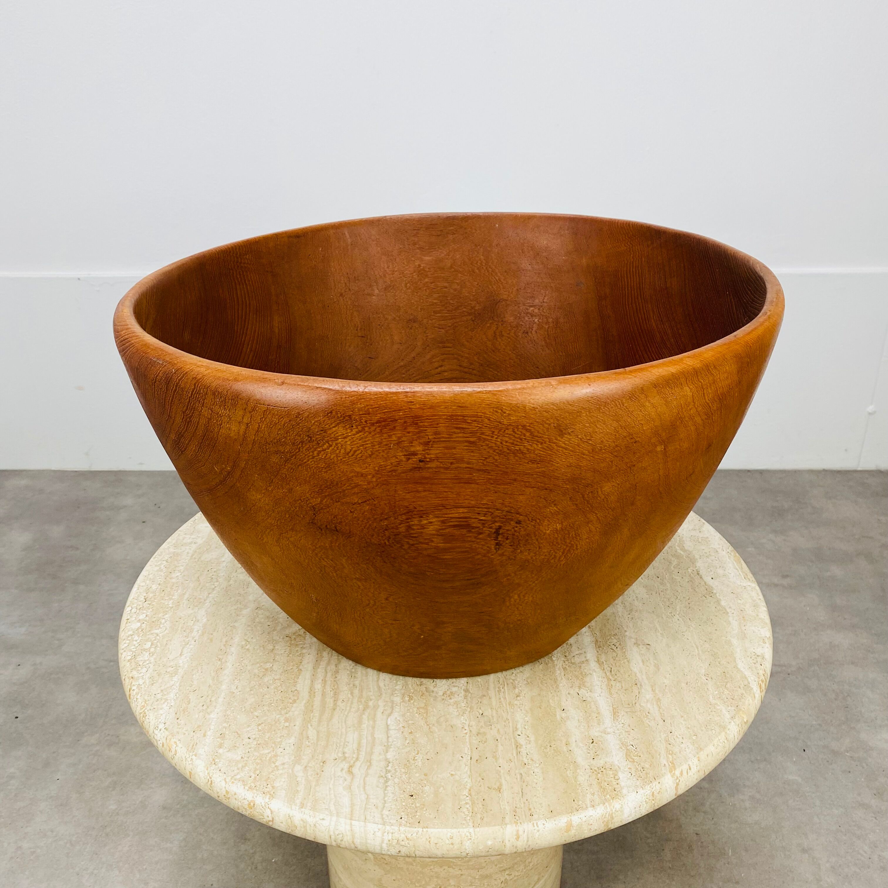 Floor cup danish teak 60s