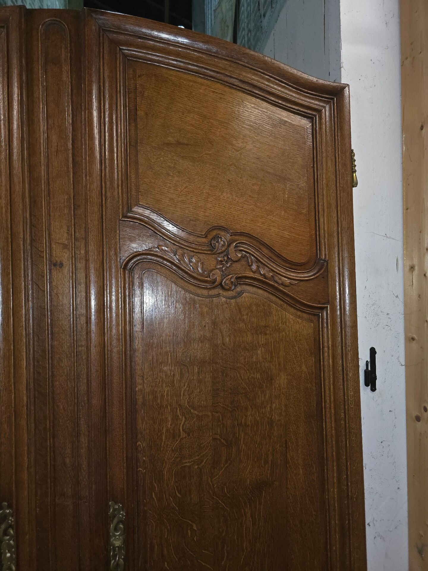 Antique oak doors in louis xv style