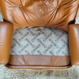 Michel Cadestin leather armchair for Airbone