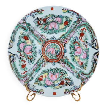Assiette ancienne en porcelaine de Macao décorée à la main