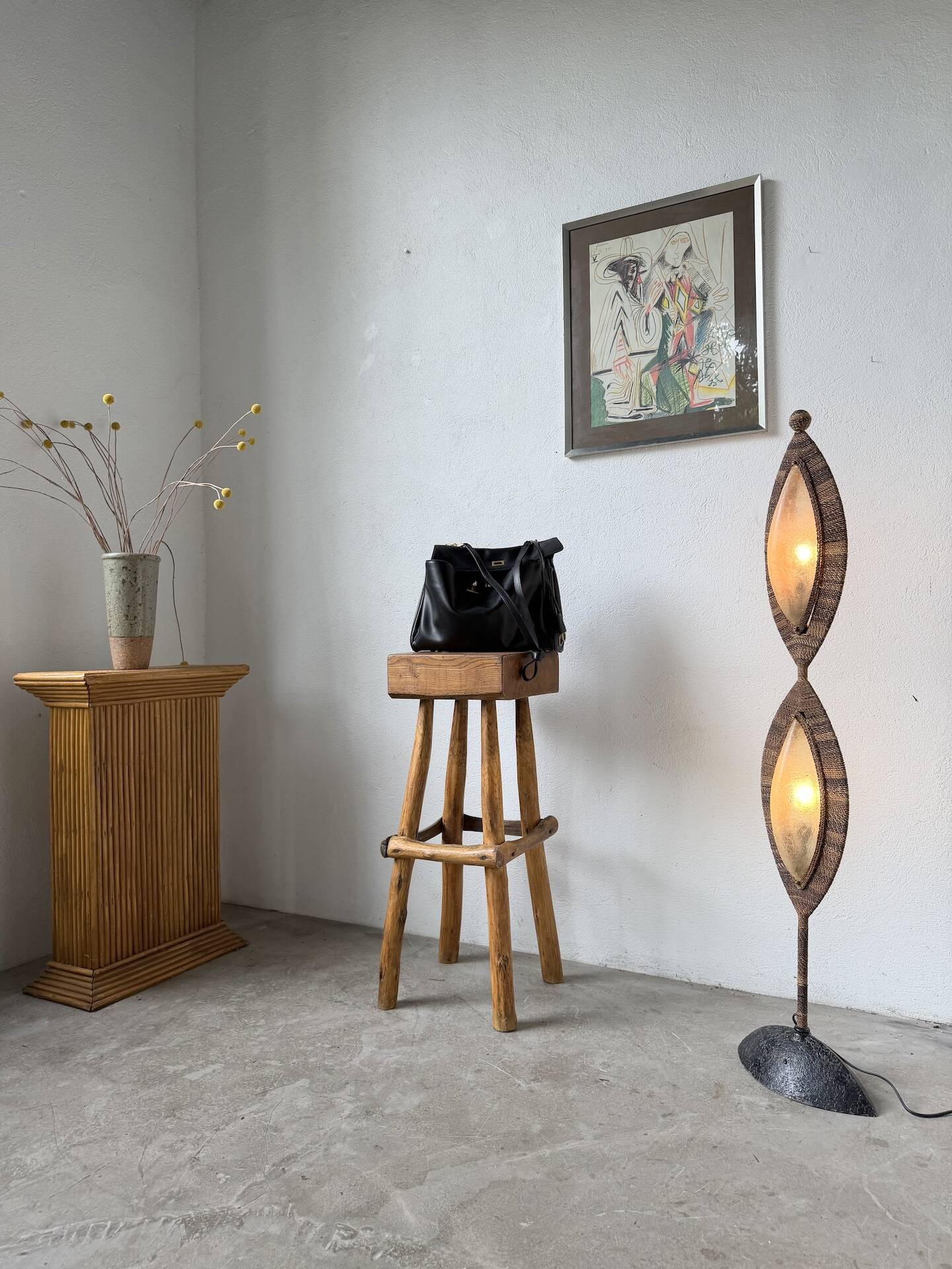 Lampadaire bronze et corde 1970