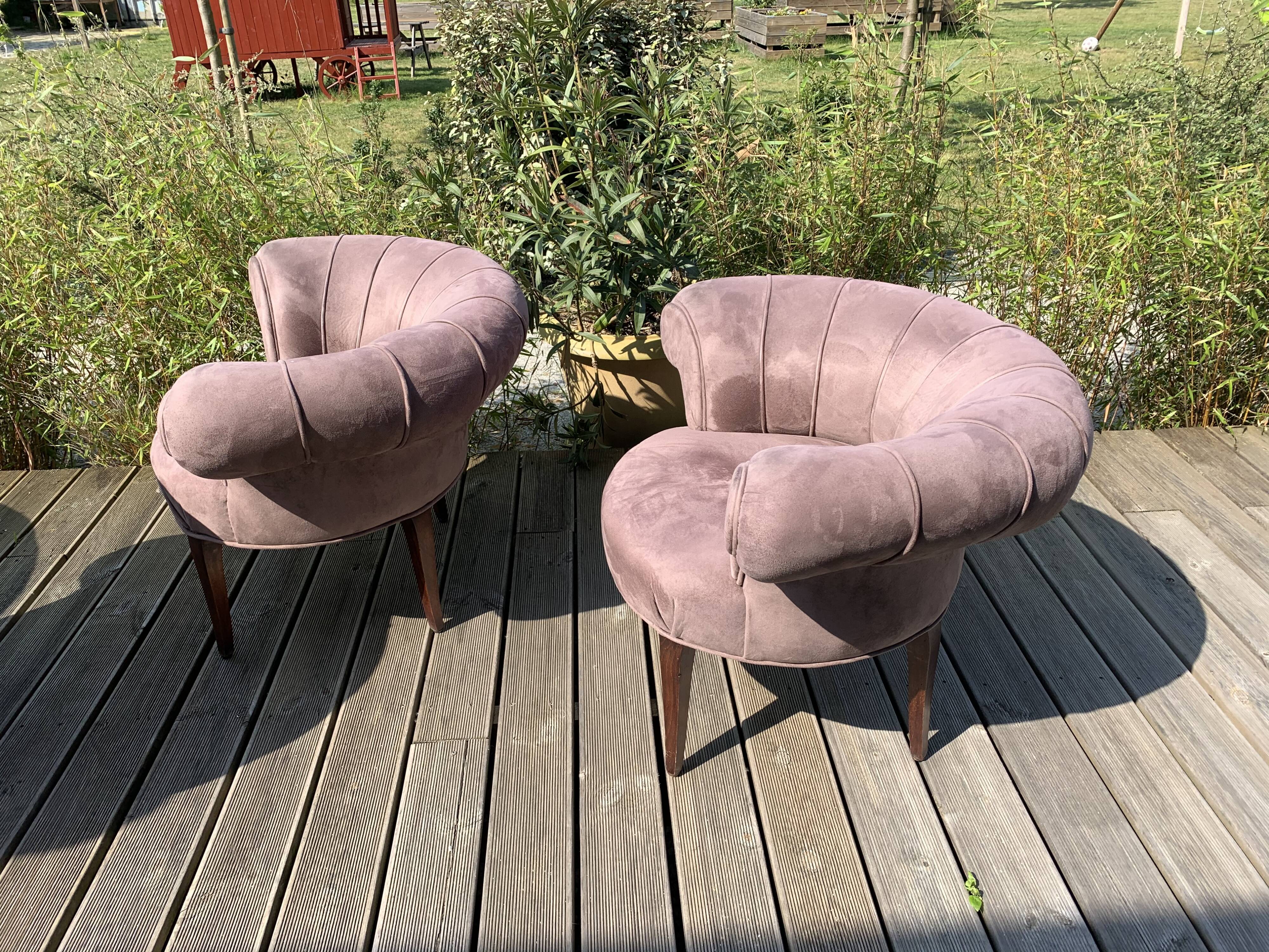Quatre fauteuils art déco