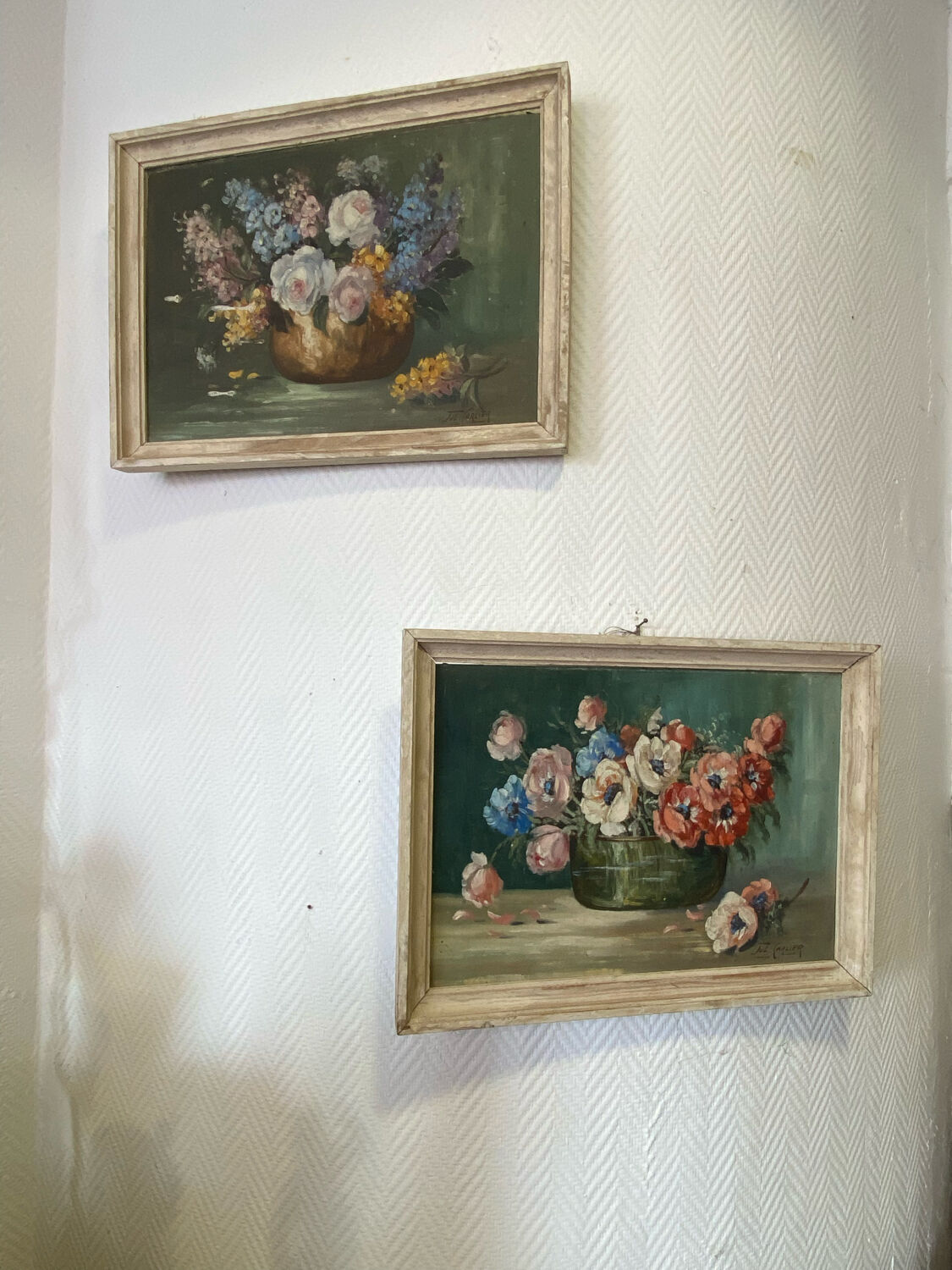 Painting Hst flowers signed Jul. Carlier