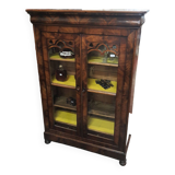 Small showcase Louis Philippe