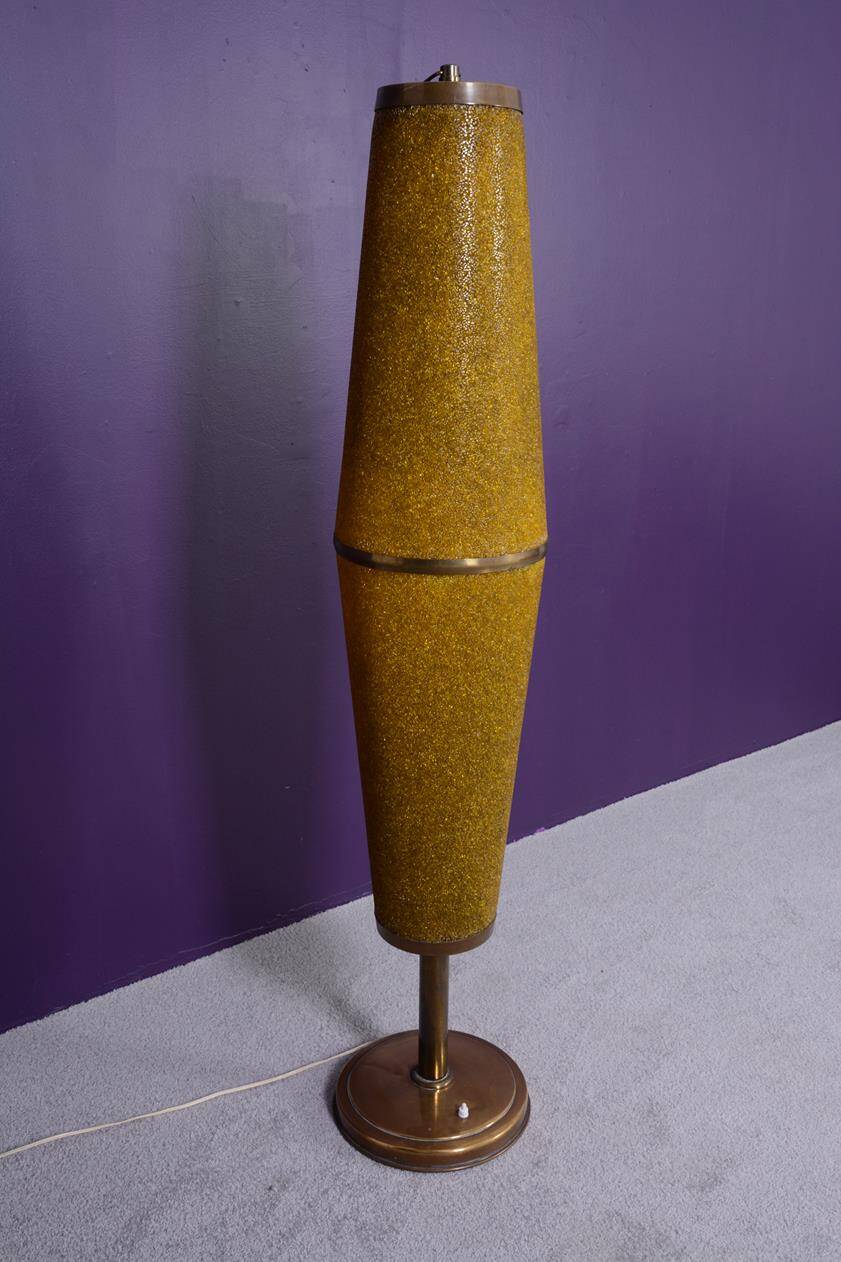 Totem floor lamp from the 60s in yellow granite methacrylate.