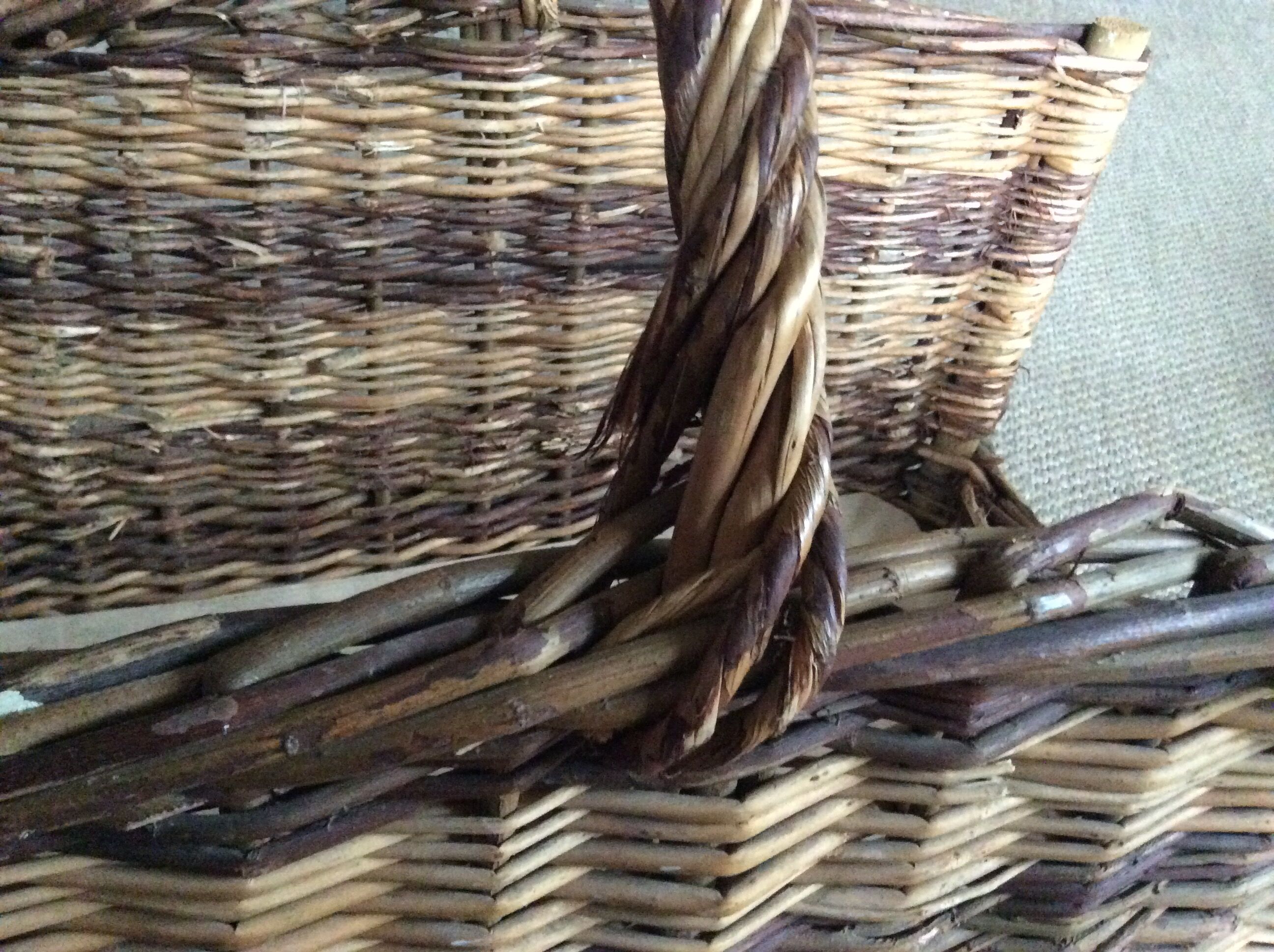 Wood basket
