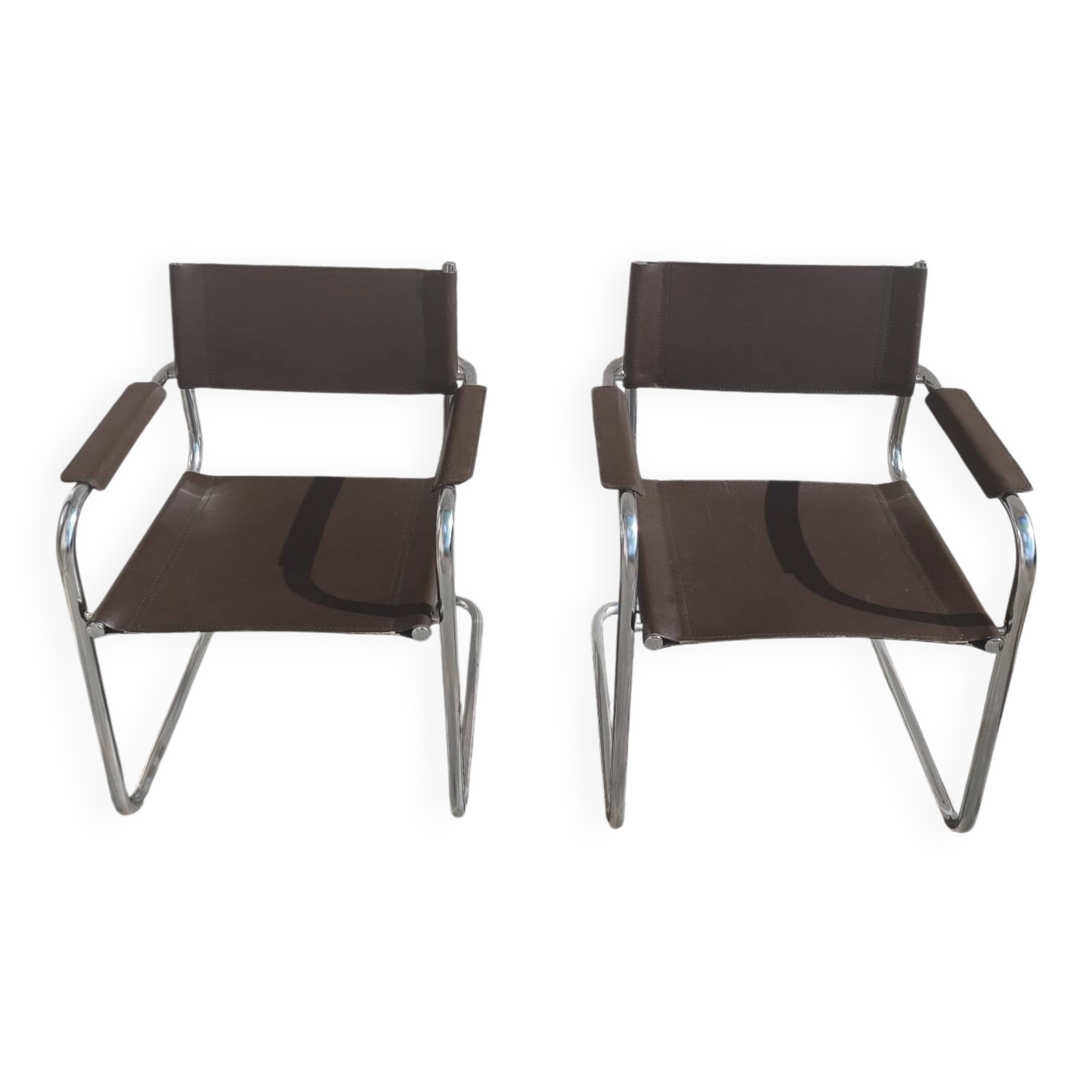 2 Cantilever S34 armchairs in brown leather